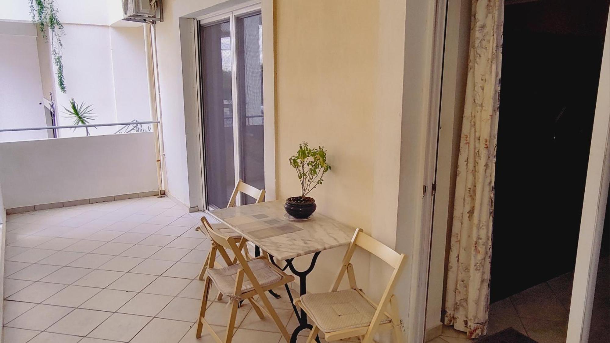 Alexia's - One Bedroom